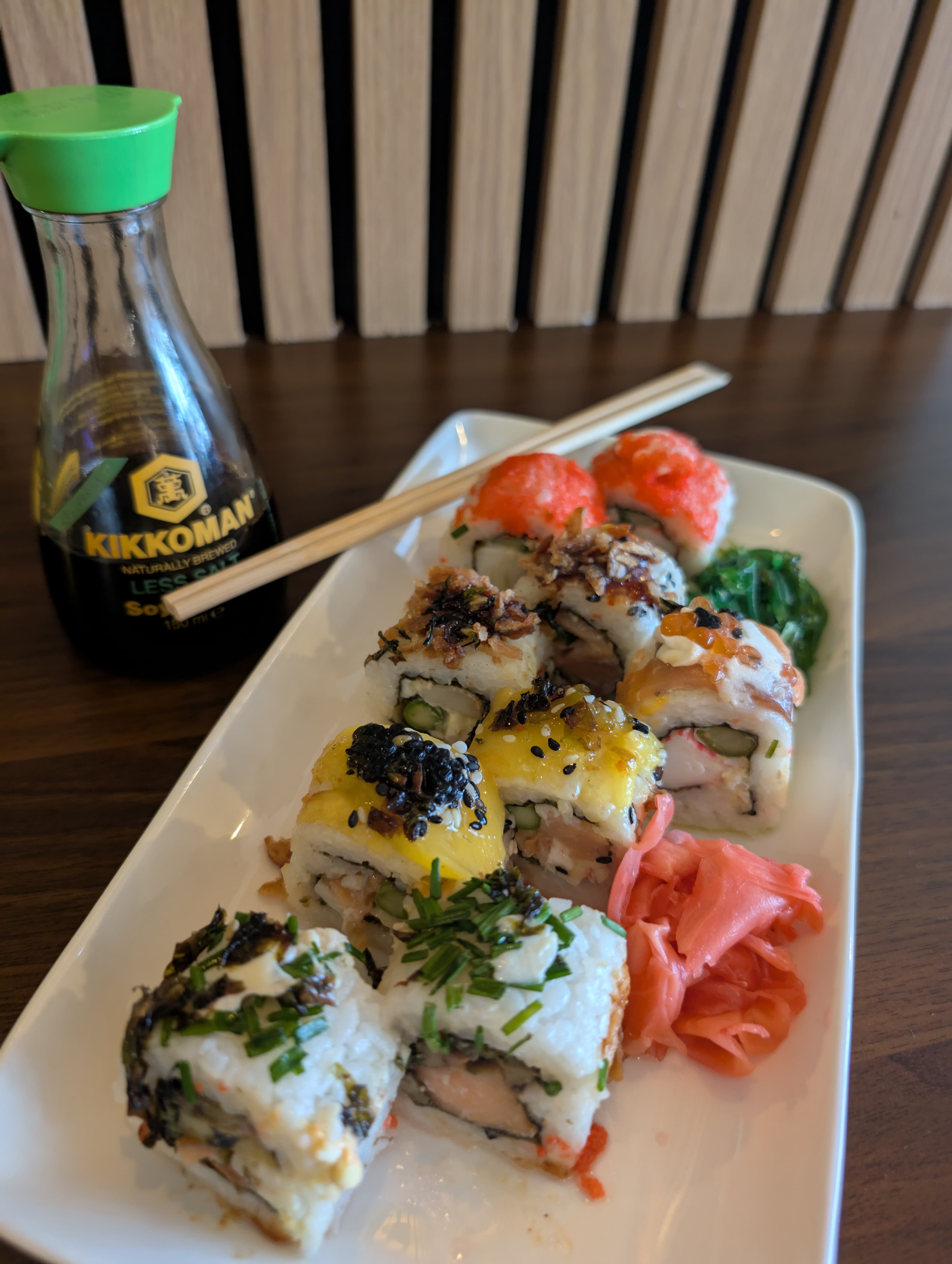 Fresh Sushi Platter 12